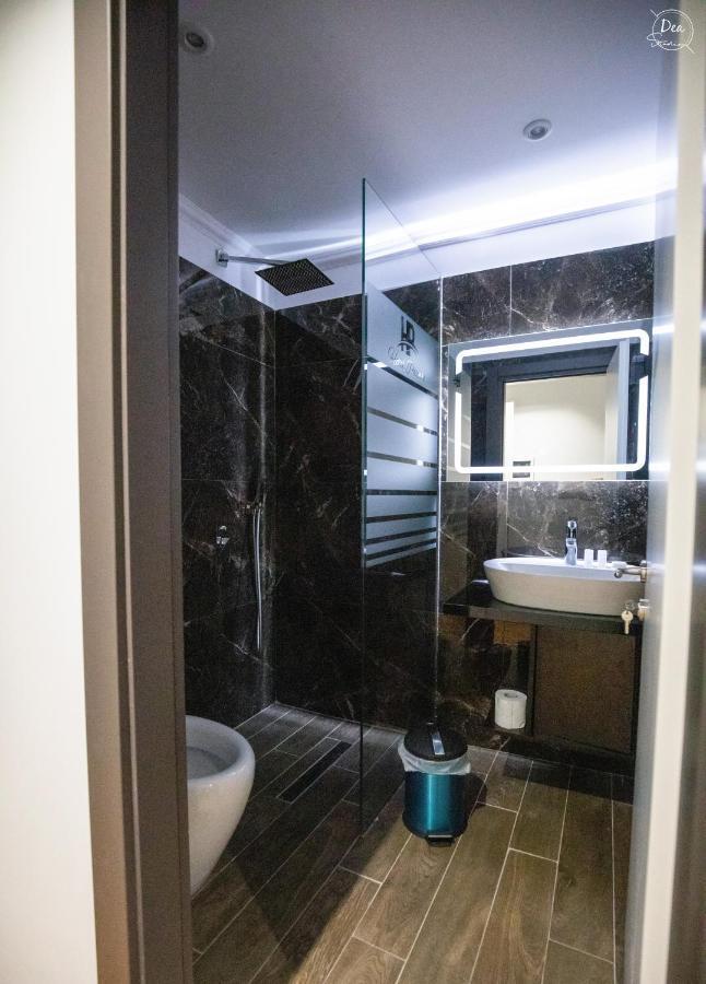 Suite Terrace Rooms & Apartments Korce Esterno foto