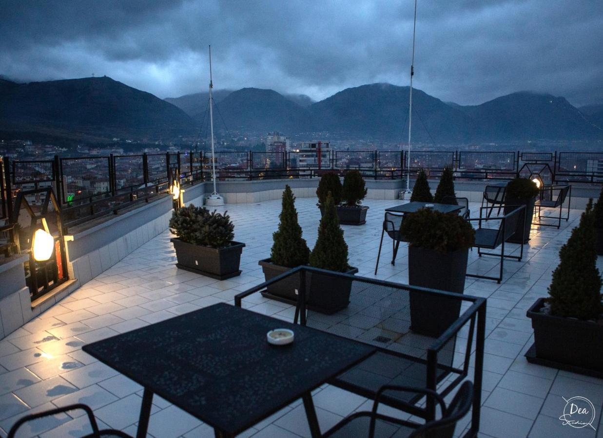 Suite Terrace Rooms & Apartments Korce Esterno foto