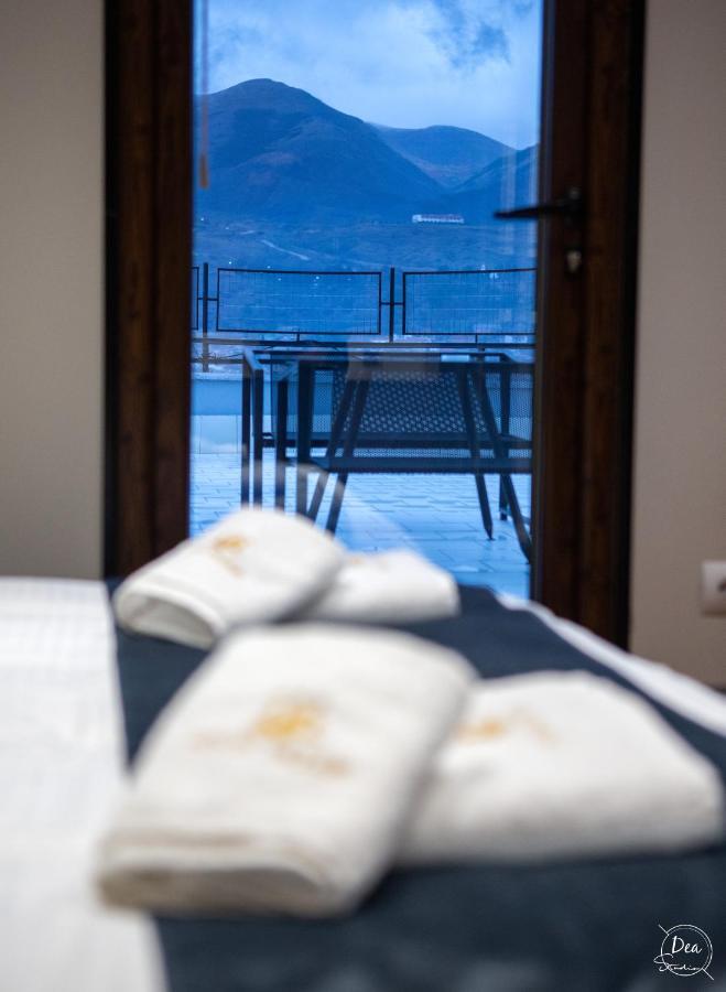 Suite Terrace Rooms & Apartments Korce Esterno foto